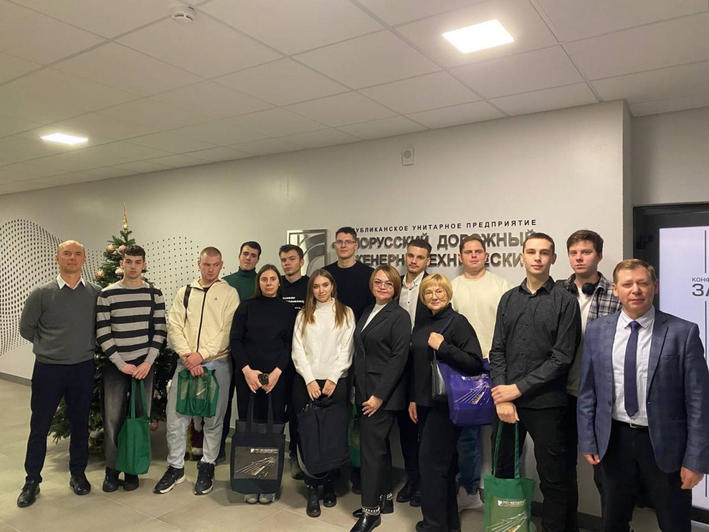 Экскурсия студентов кафедры «Автомобильные дороги» в РУП «Белдорцентр»